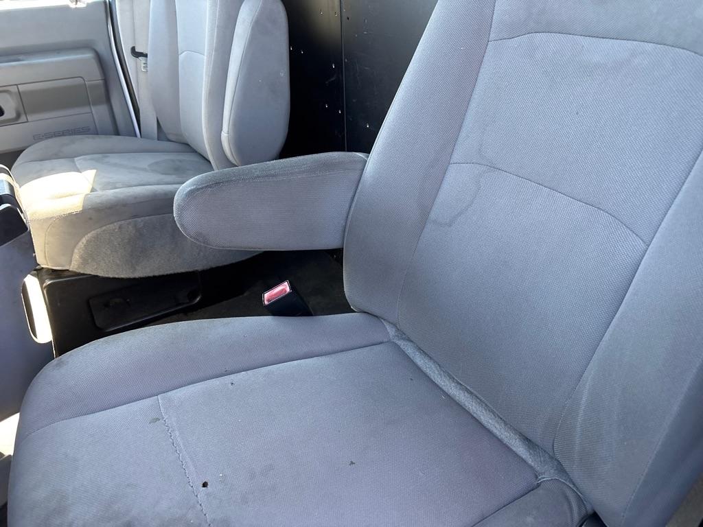 Ford Econoline  2012