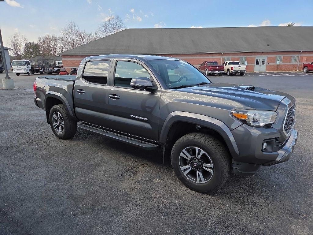 Toyota Tacoma  2018