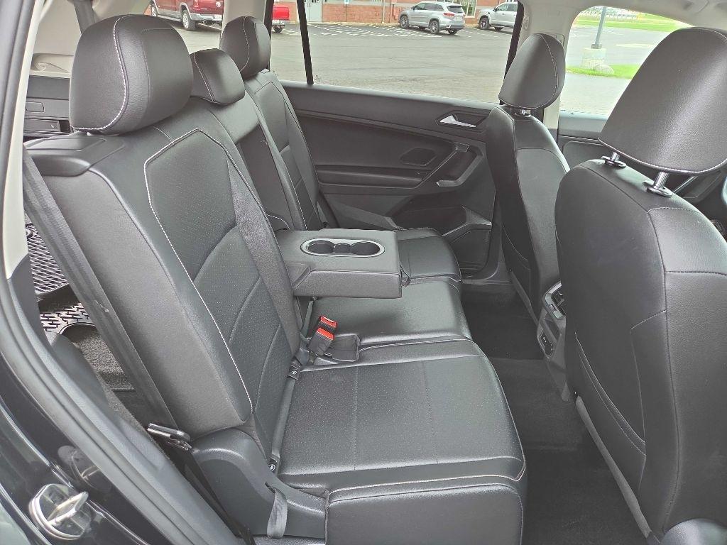 Volkswagen Tiguan  2021