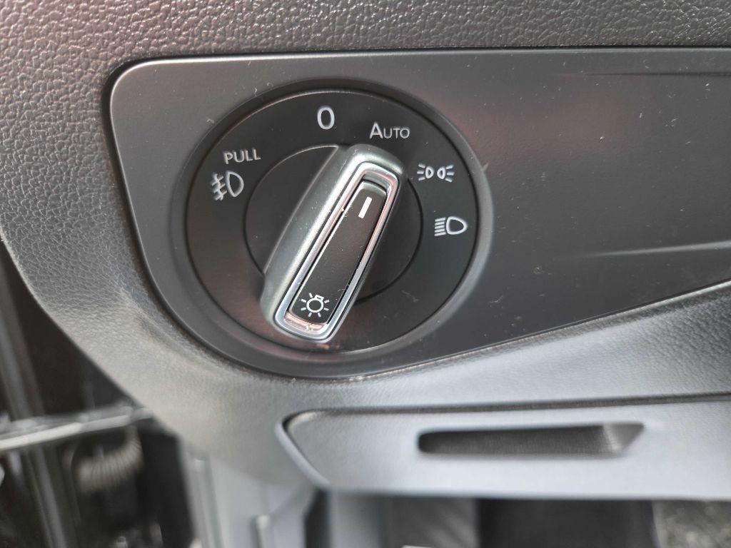 Volkswagen Tiguan  2021