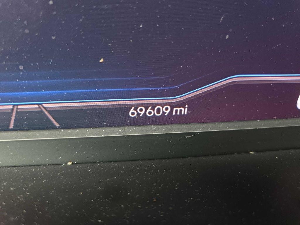 Volkswagen Tiguan  2021