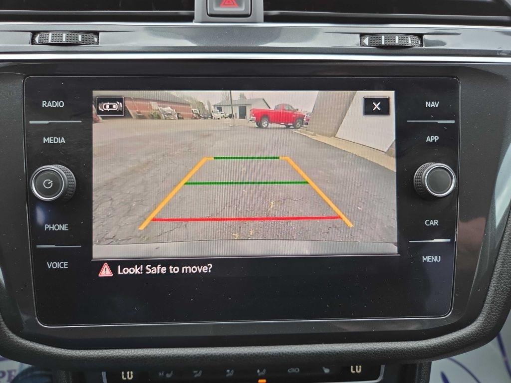 Volkswagen Tiguan  2021