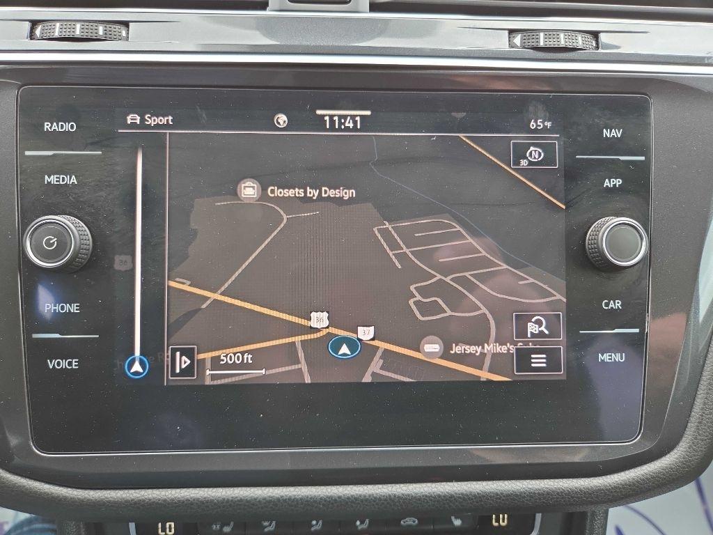 Volkswagen Tiguan  2021