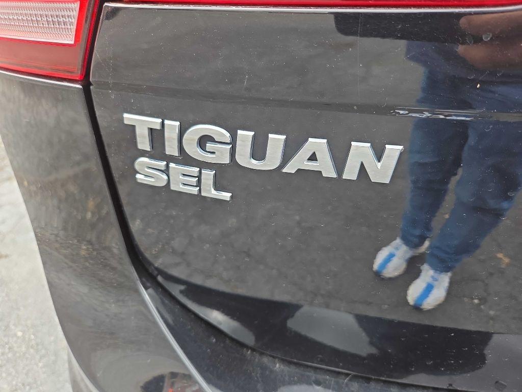 Volkswagen Tiguan  2021