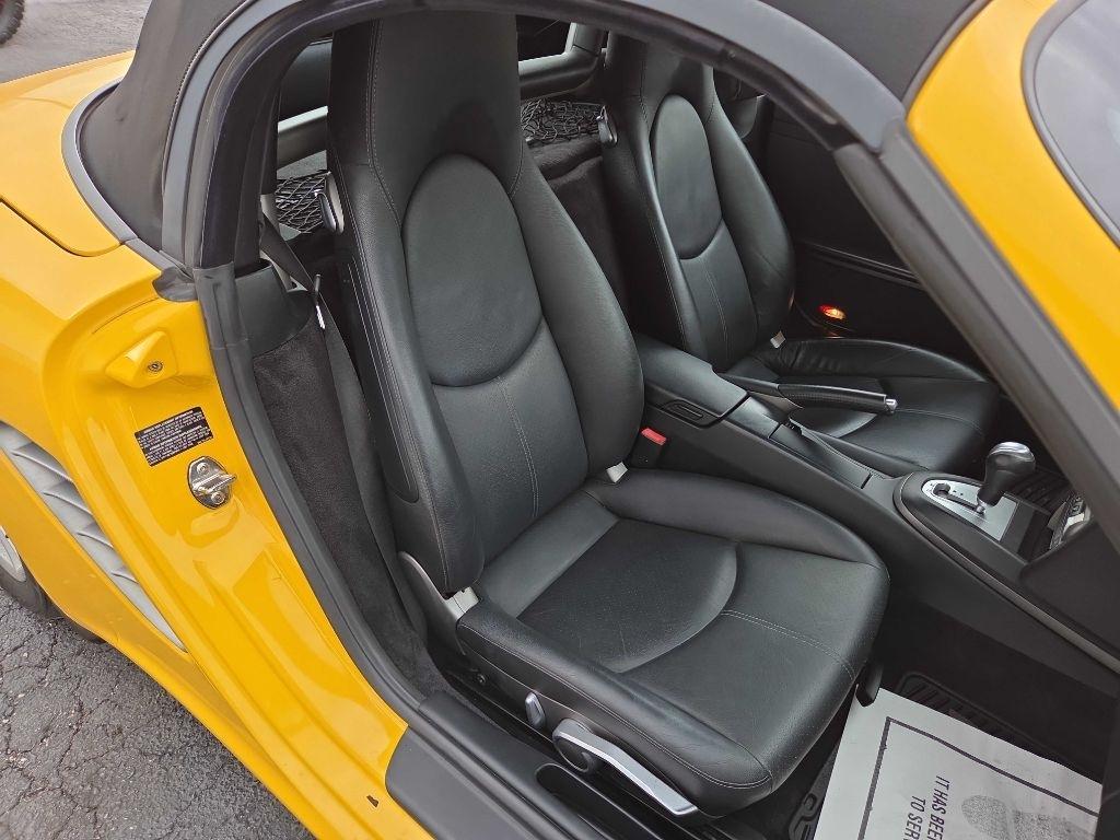 Porsche Boxster  2005