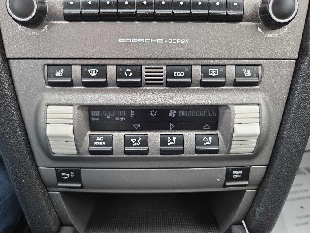 Porsche Boxster  2005