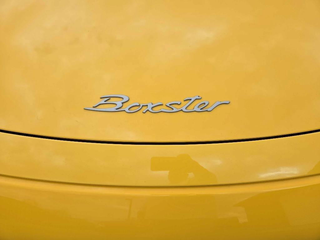 Porsche Boxster  2005
