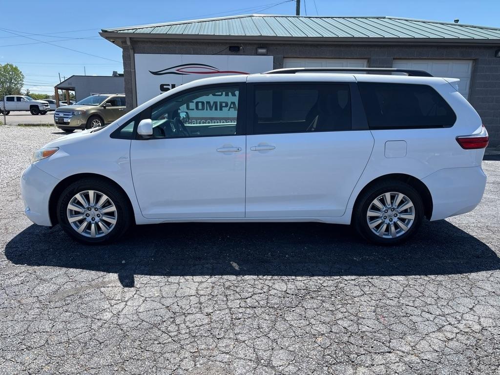 Toyota Sienna  2017