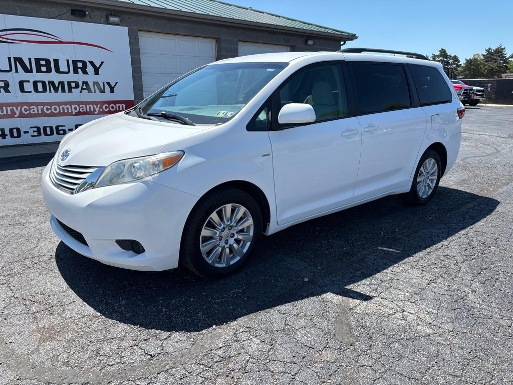 Toyota Sienna  2017