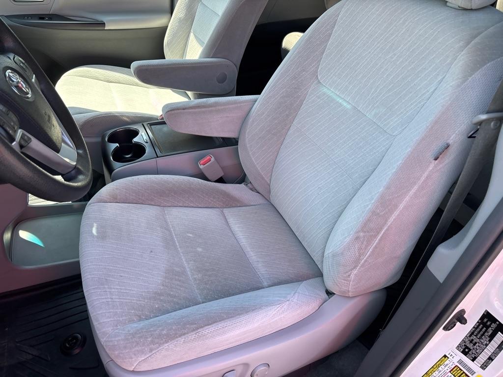 Toyota Sienna  2017