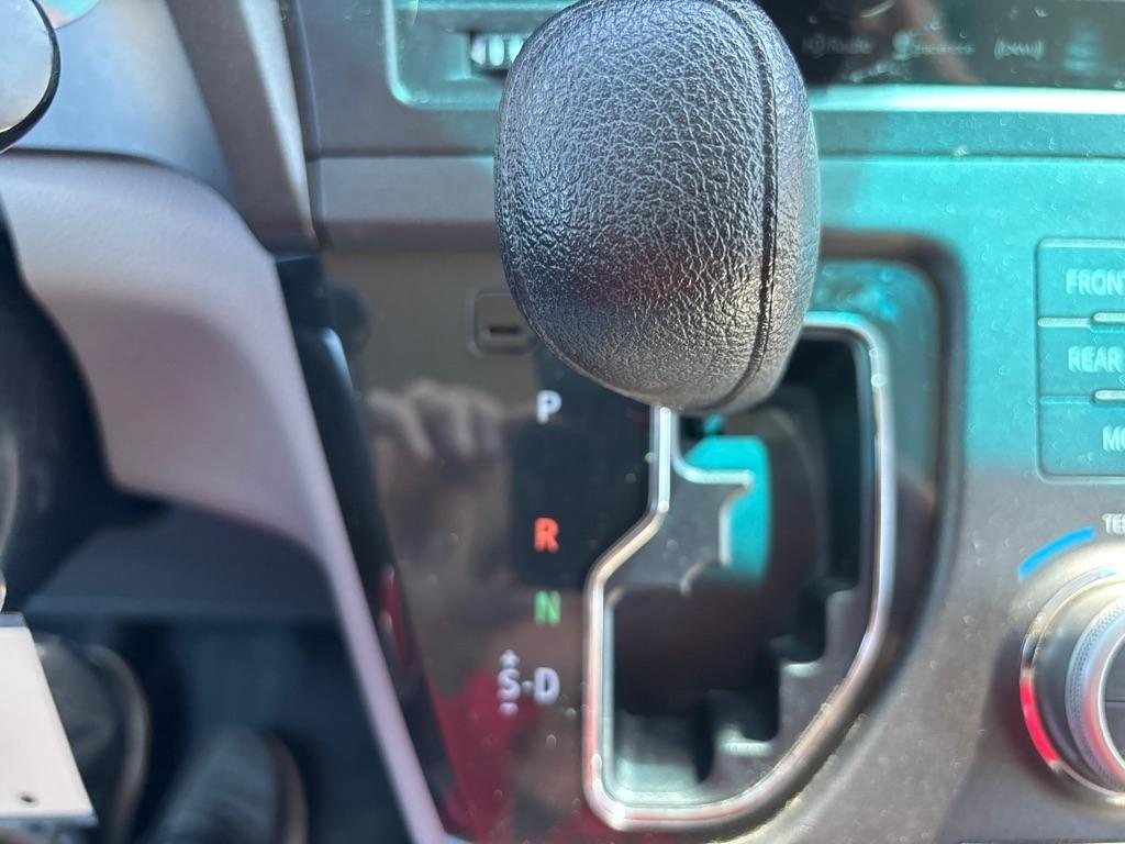 Toyota Sienna  2017