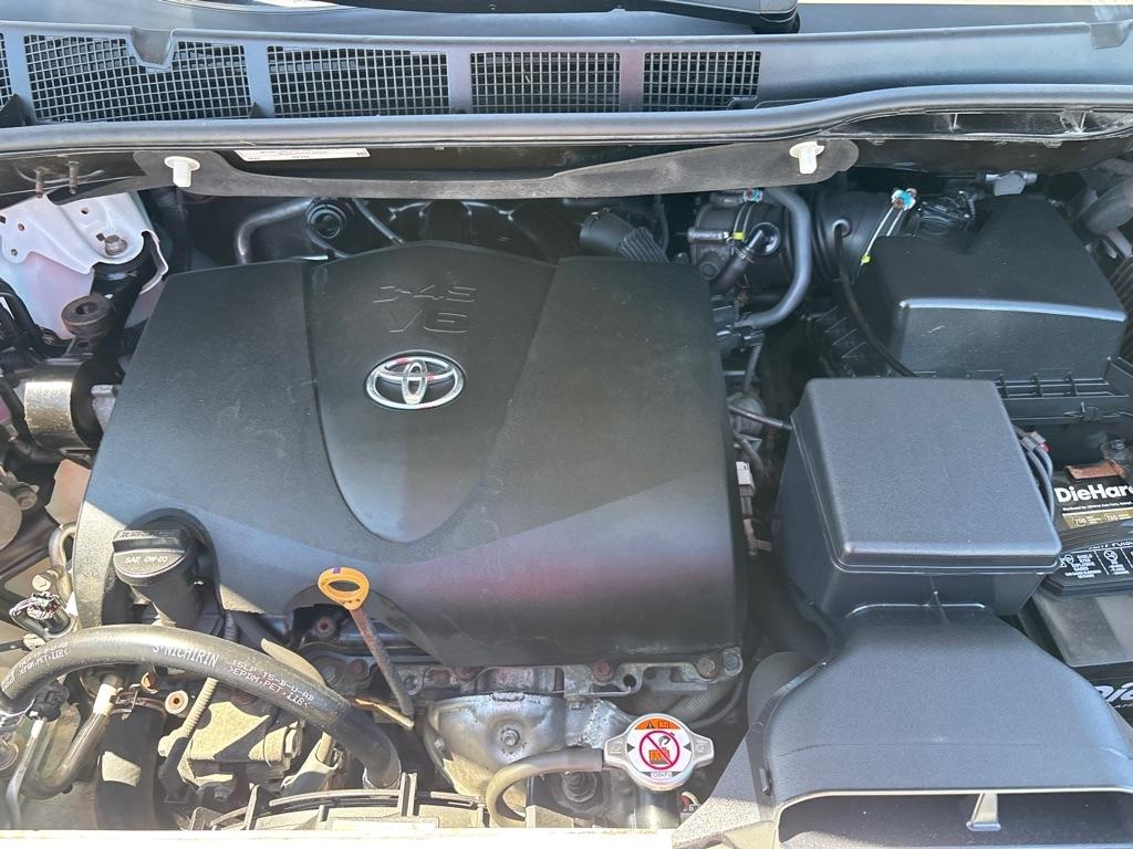 Toyota Sienna  2017