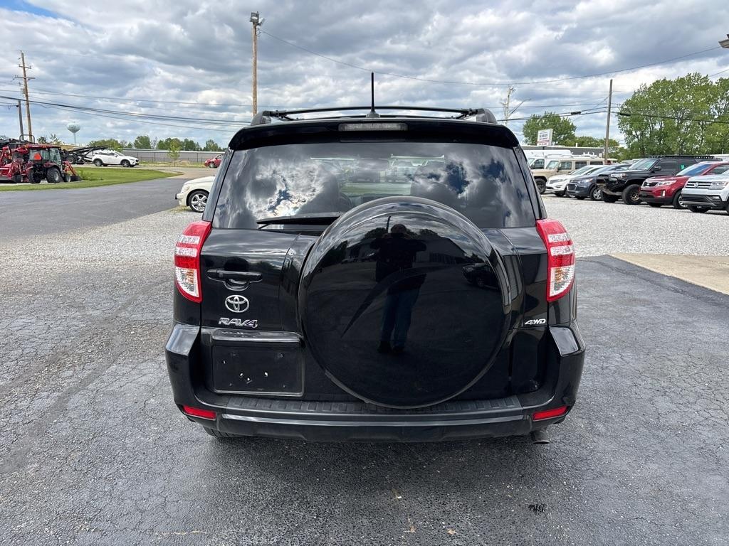 Toyota RAV4  2012