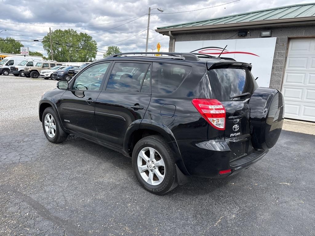 Toyota RAV4  2012