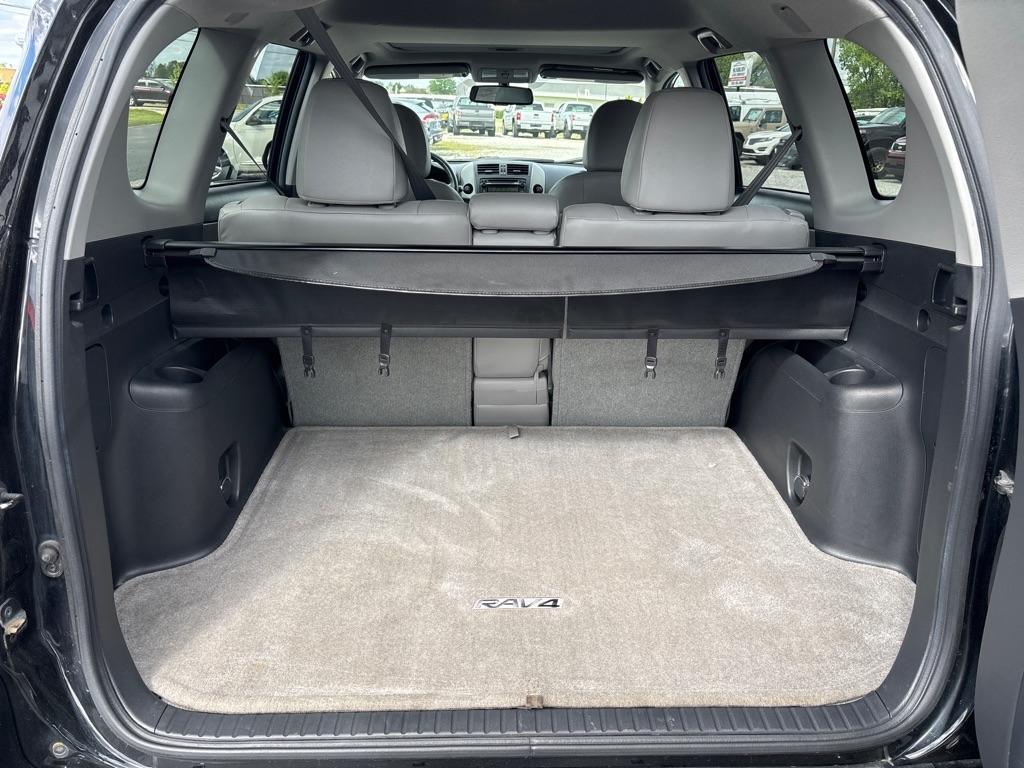 Toyota RAV4  2012