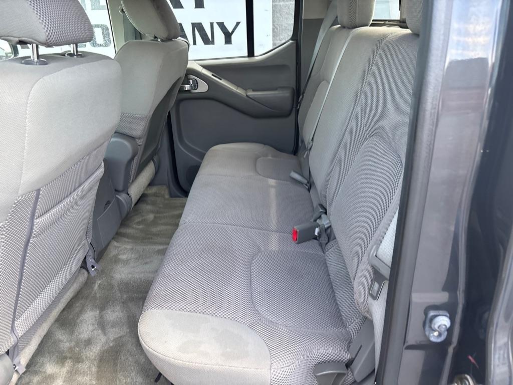 Nissan Frontier  2014
