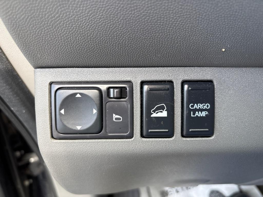Nissan Frontier  2014