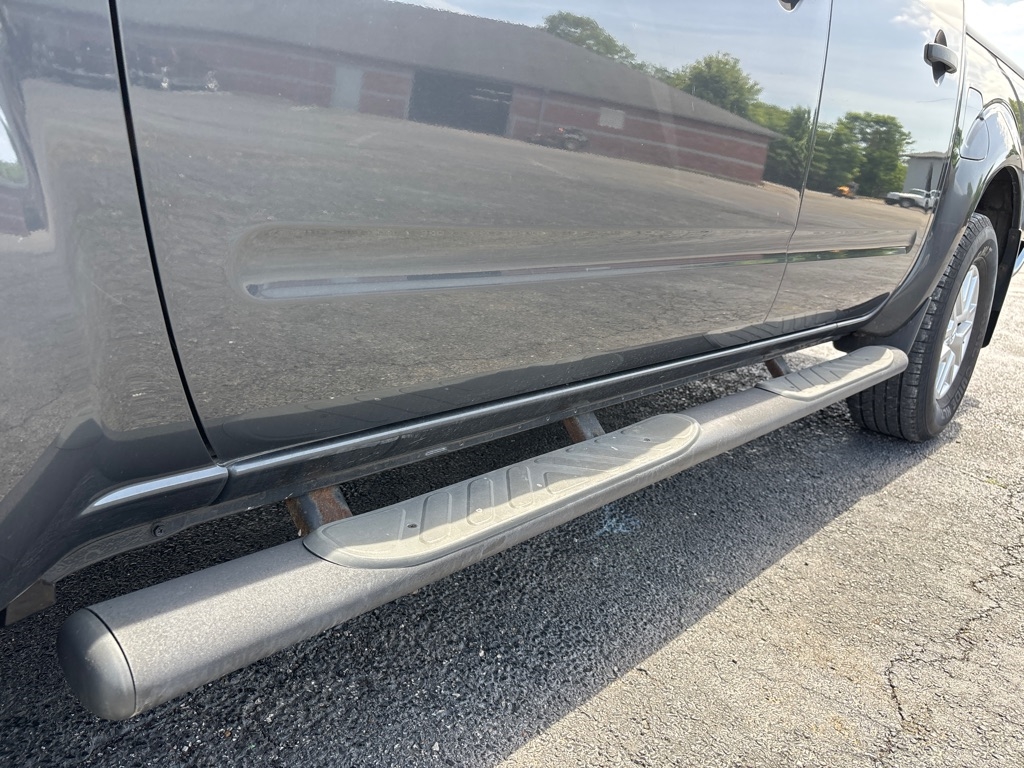 Nissan Frontier  2014