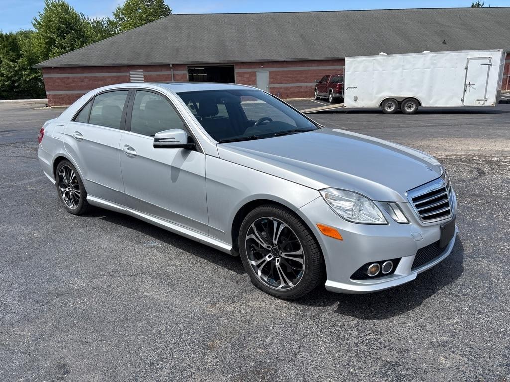 Mercedes-Benz E-Class  2010