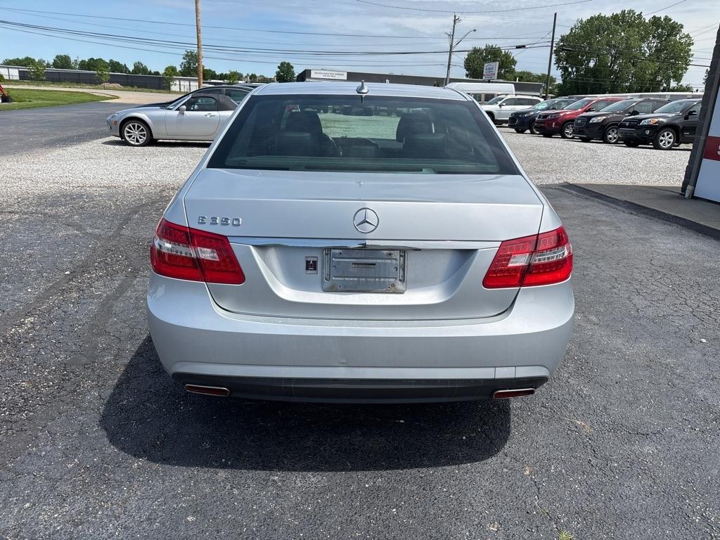 Mercedes-Benz E-Class  2010