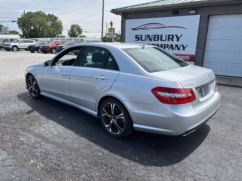 Mercedes-Benz E-Class  2010