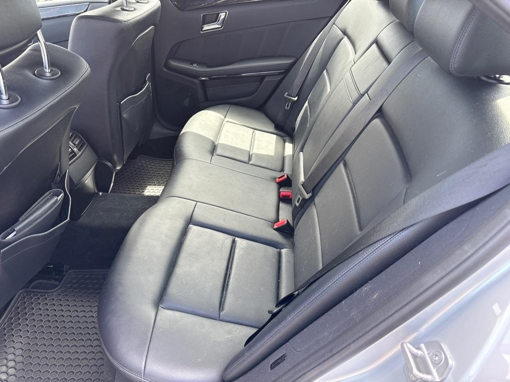 Mercedes-Benz E-Class  2010