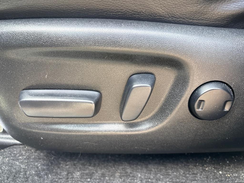 Toyota RAV4  2016