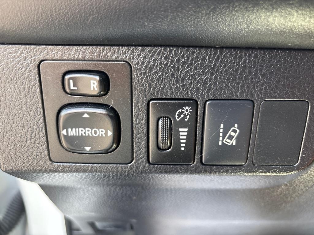 Toyota RAV4  2016