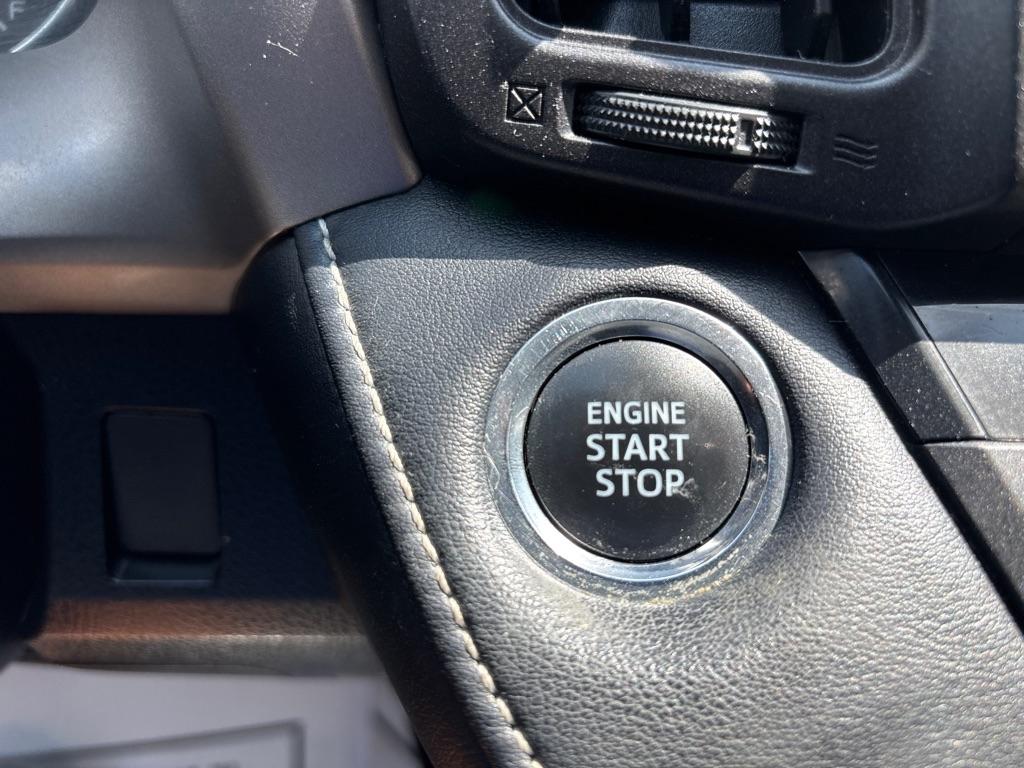 Toyota RAV4  2016