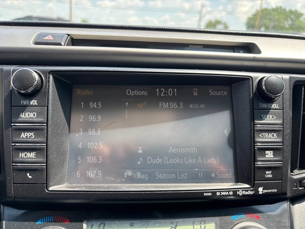 Toyota RAV4  2016