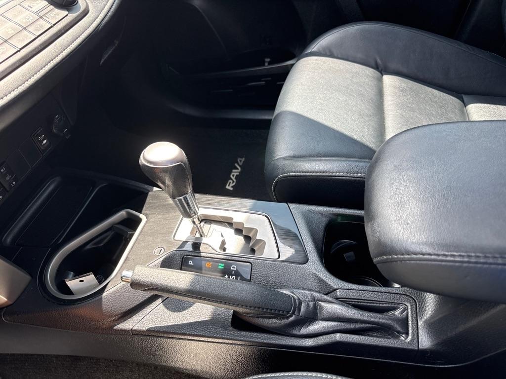 Toyota RAV4  2016