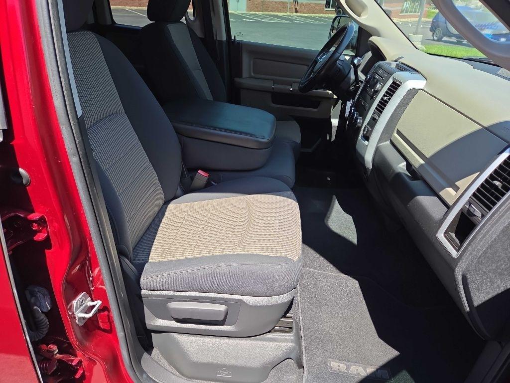 Dodge Ram 1500  2011