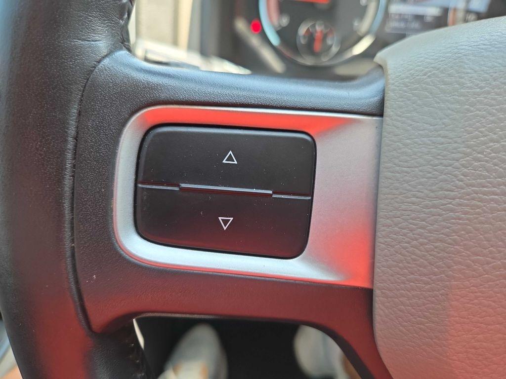 Dodge Ram 1500  2011