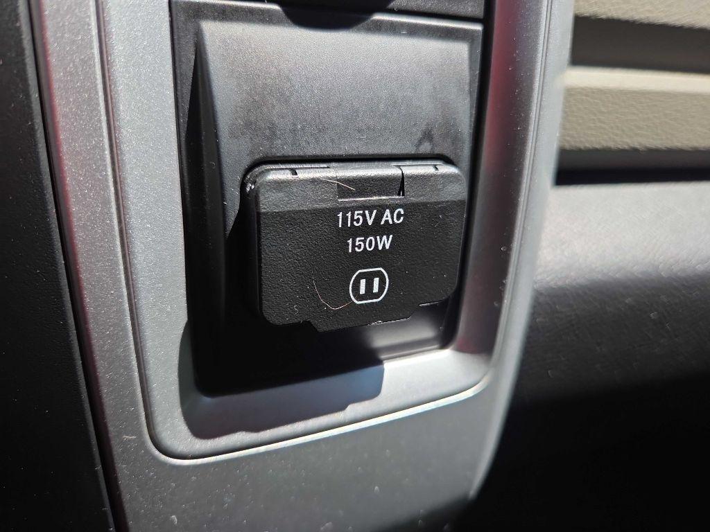 Dodge Ram 1500  2011