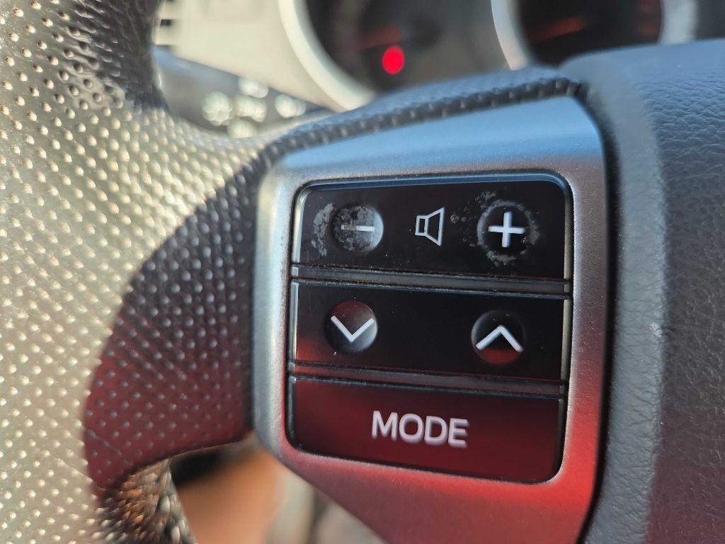 Toyota Tacoma  2013
