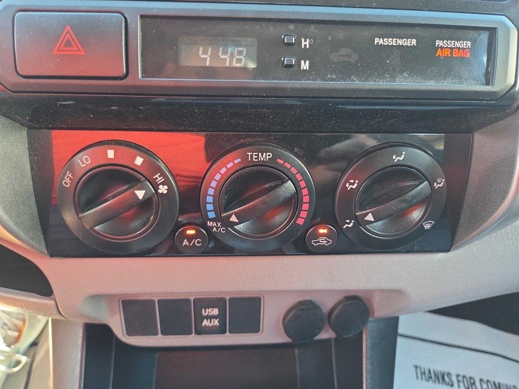 Toyota Tacoma  2013