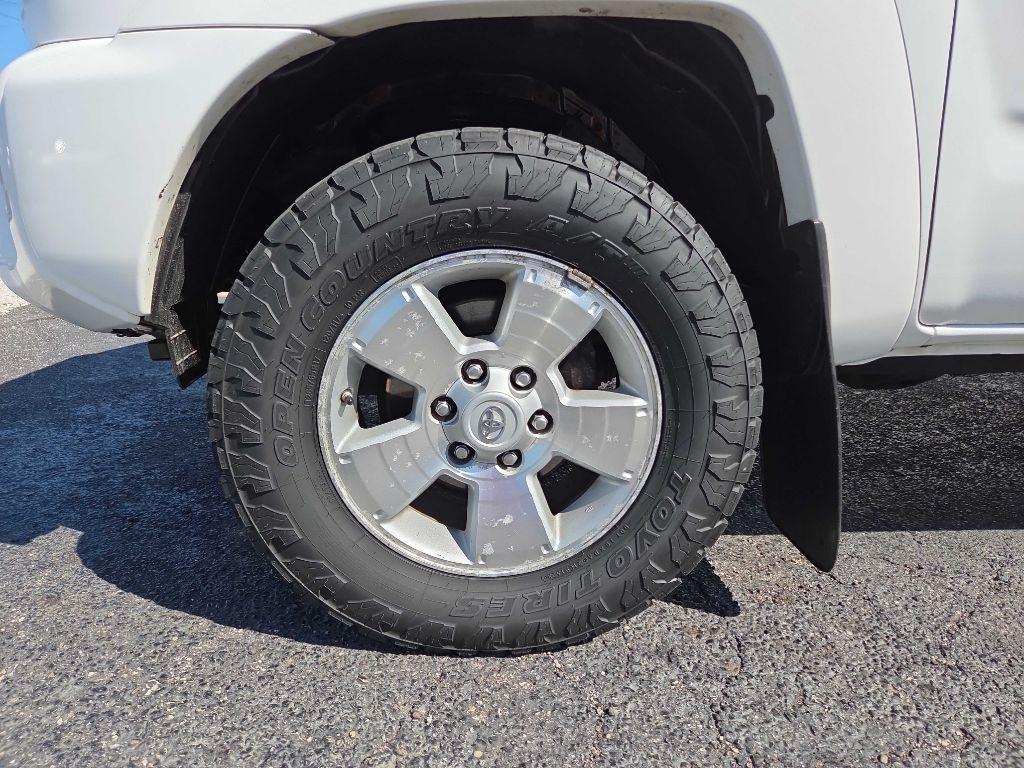 Toyota Tacoma  2013