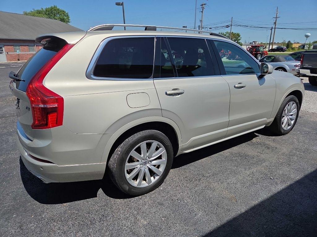 Volvo XC90  2018