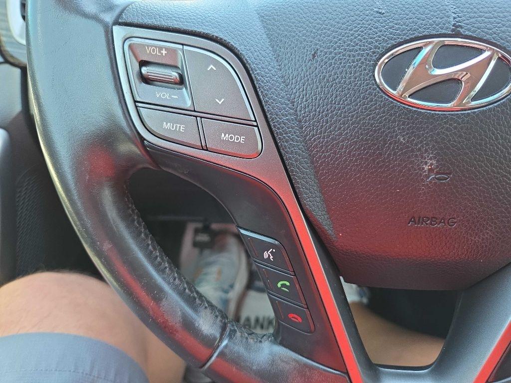 Hyundai Santa Fe  2014