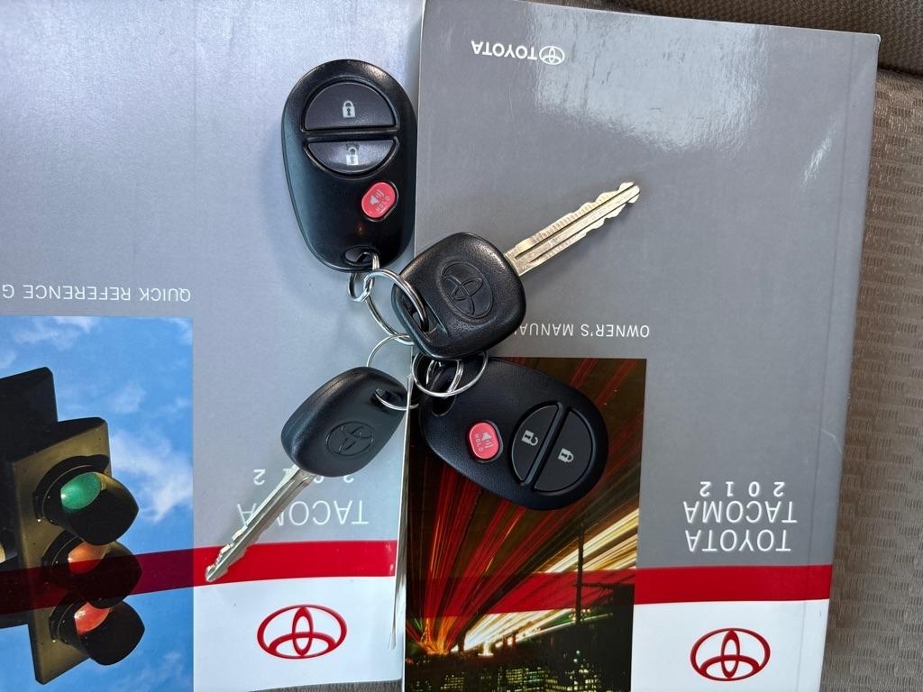 Toyota Tacoma  2012