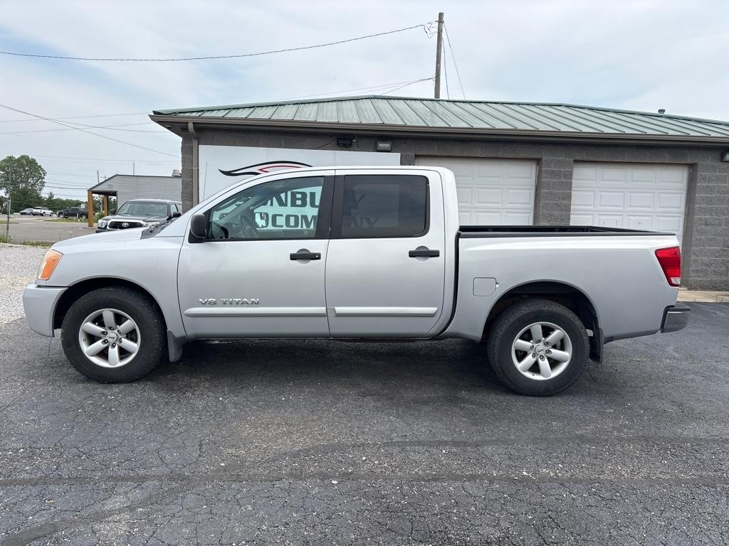 Nissan Titan  2011