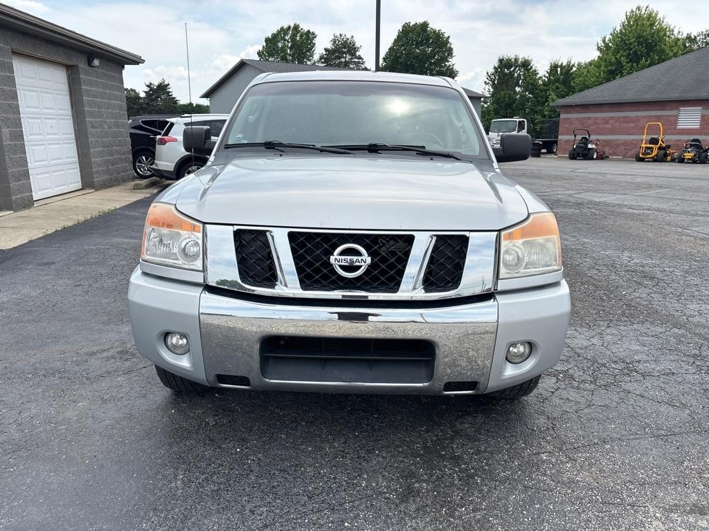 Nissan Titan  2011