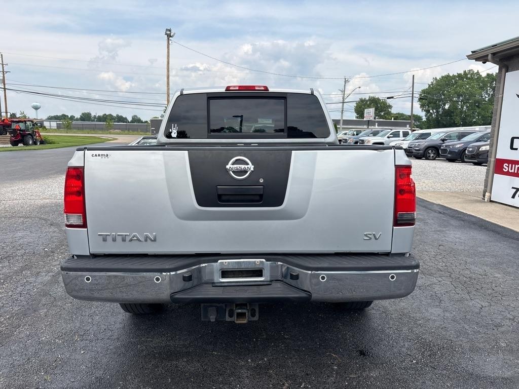 Nissan Titan  2011