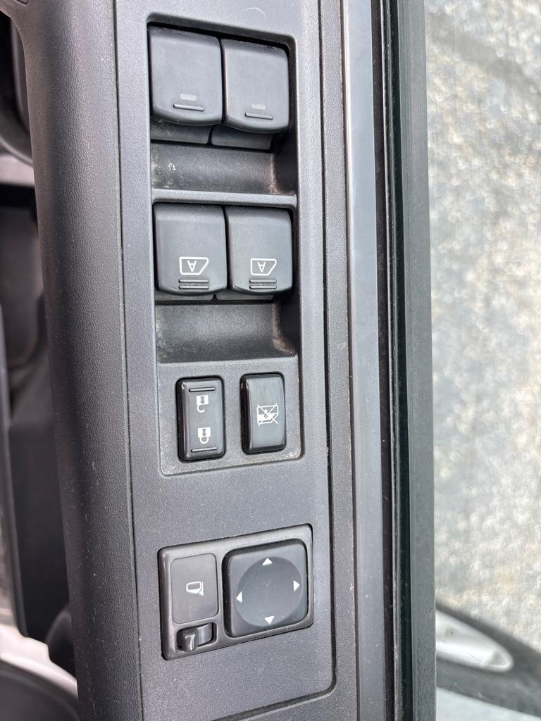Nissan Titan  2011
