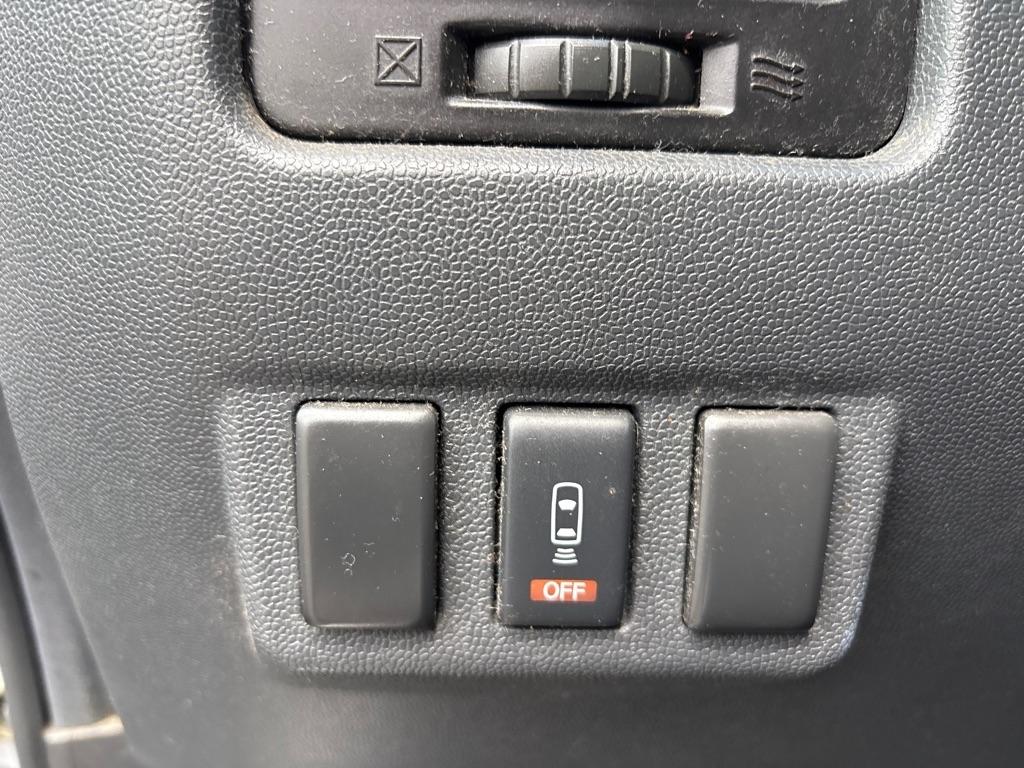 Nissan Titan  2011