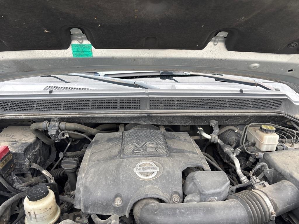 Nissan Titan  2011