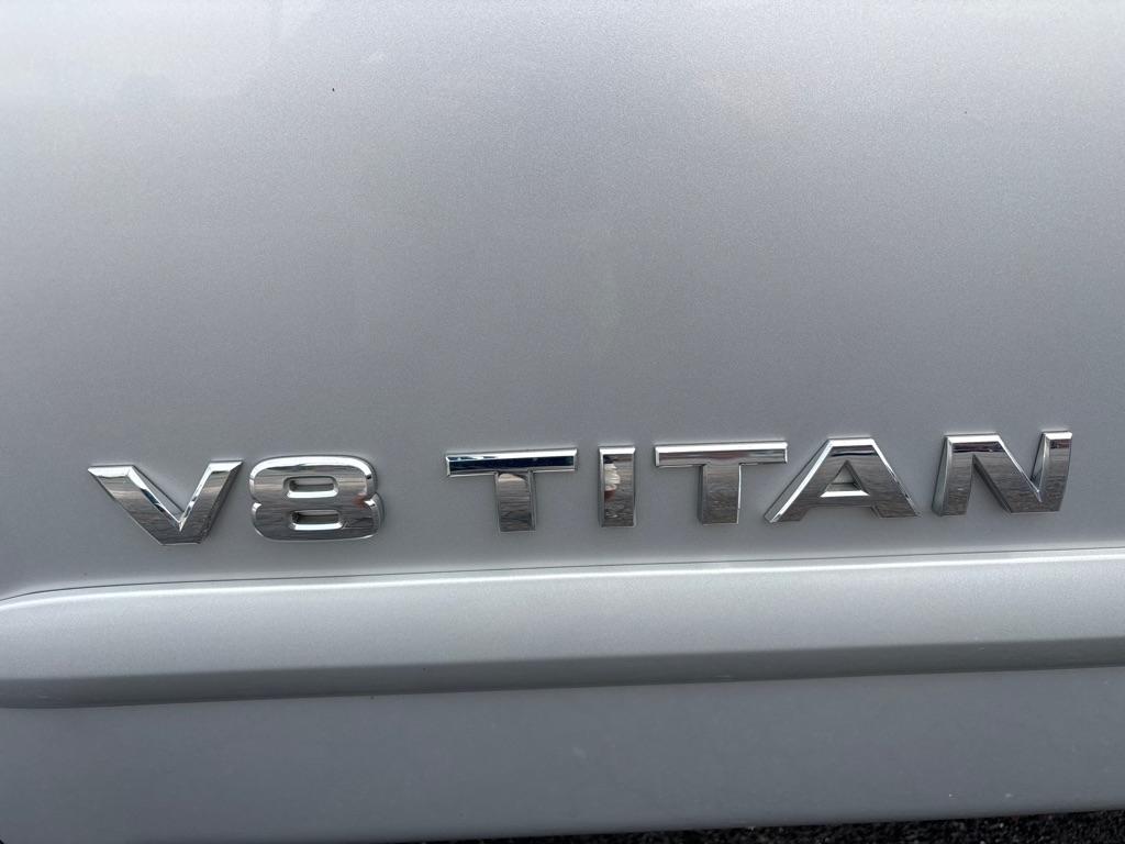 Nissan Titan  2011