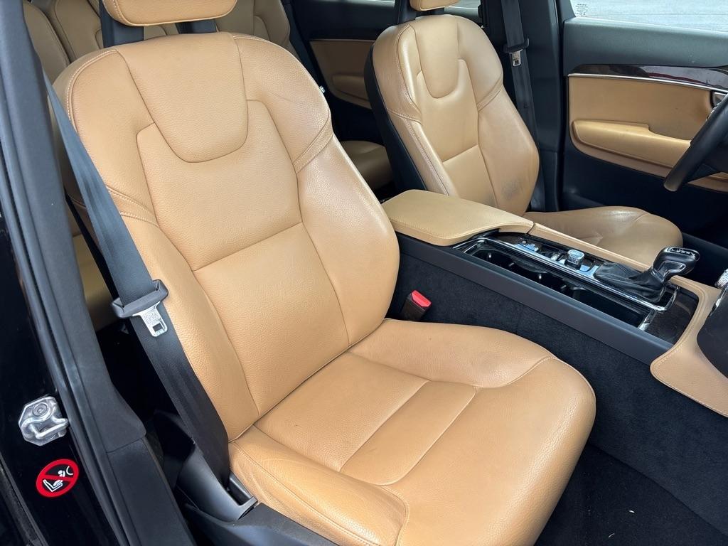 Volvo XC90  2018