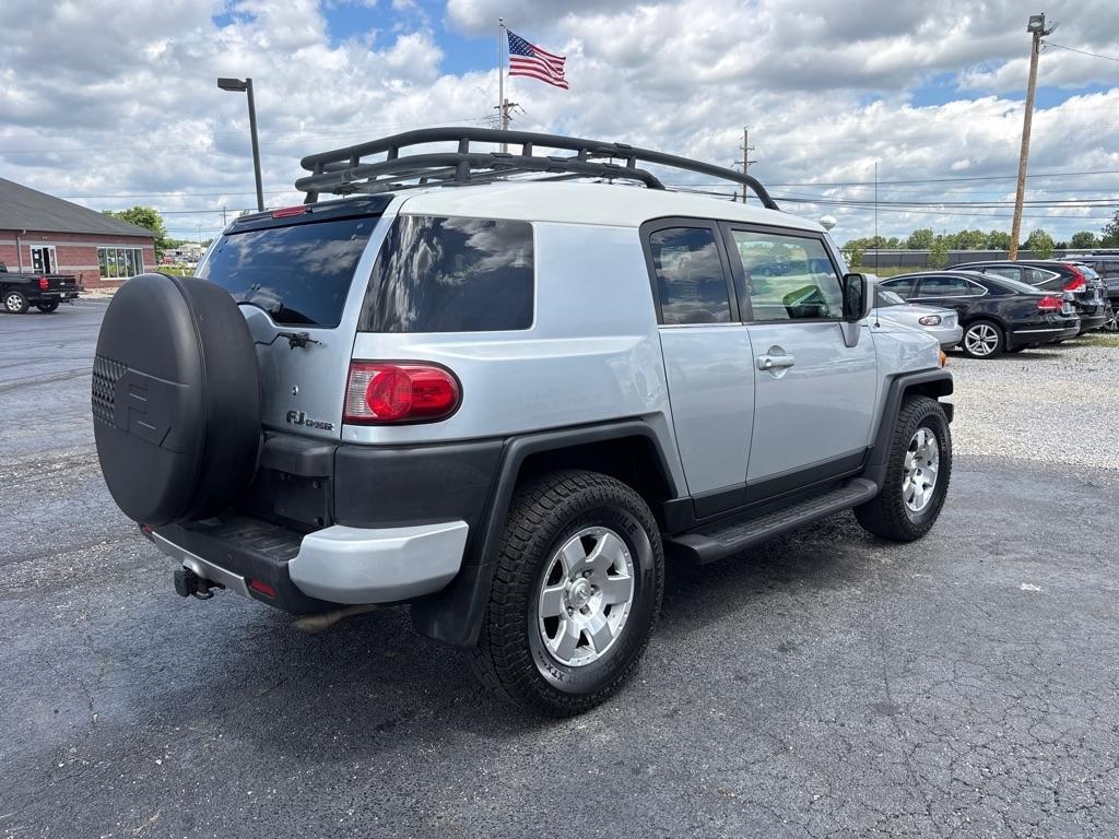Toyota FJ Cruiser  2007