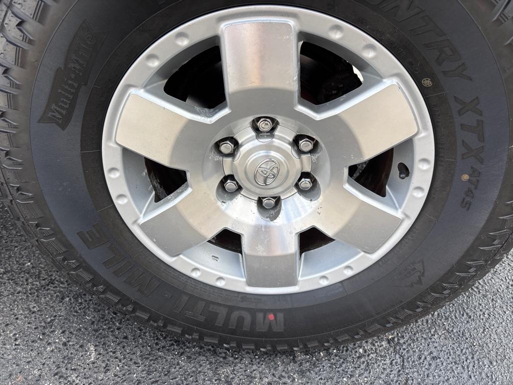 Toyota FJ Cruiser  2007
